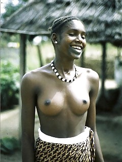 Sexy Pretty African Goddess Ebony Fingering