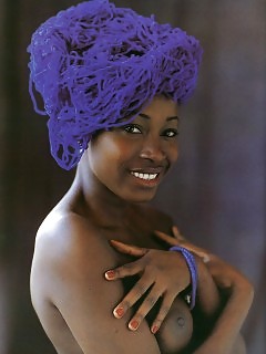 Sexy Pretty African Goddess Strapon Ebony